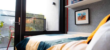 Signature Double Ensuite with Views - Photo 2