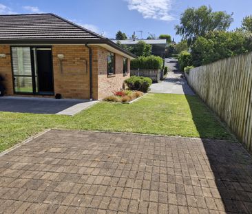 83B Mangorei Road, Strandon - Photo 2