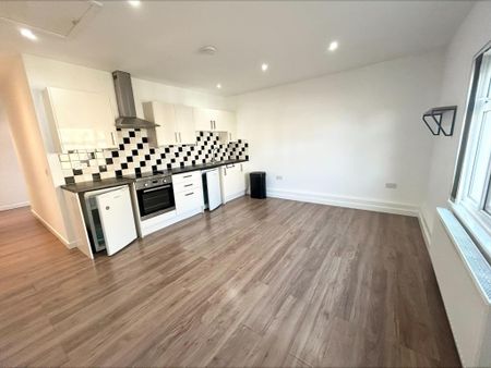 2 bedroom apartment to rent - Photo 2