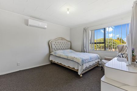 Charming 3BR Home in Wattle Downs - Photo 4