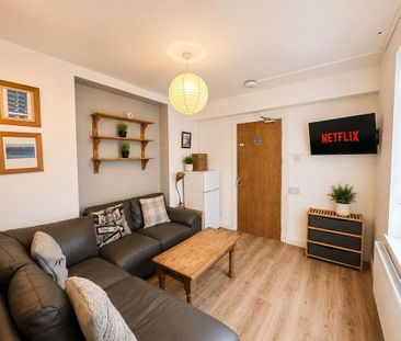 5 bedroom terraced house to rent - Photo 1