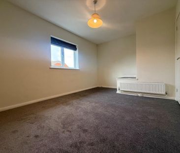 2 bedroom semi-detached house to rent - Photo 3