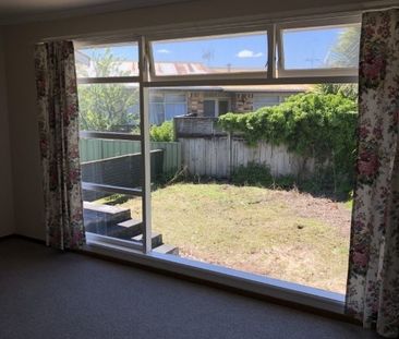 This spacious family home has been recently refurbished, featuring ... - Photo 5