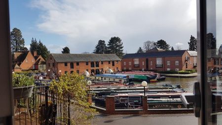 Canalside, Union Wharf, Market Harborough - Photo 2