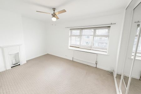 3 bedroom townhouse to rent - Photo 4