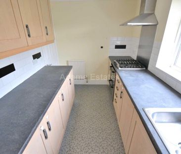 2 bedroom maisonette to rent - Photo 2