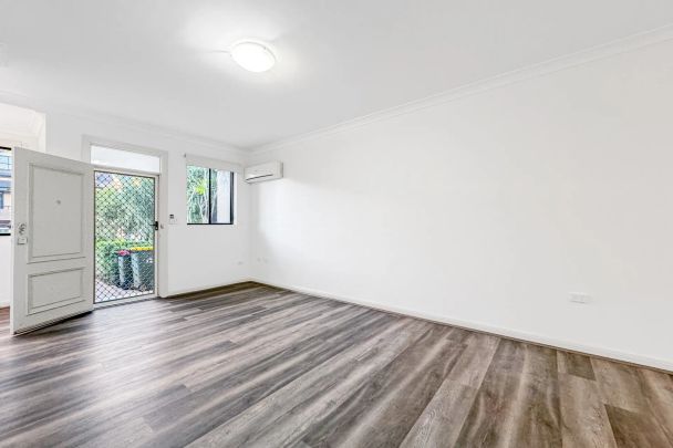 Remarkable, Aesthetically Pleasing & Recently Refurbished Triple Story Townhouse For Lease - Photo 1