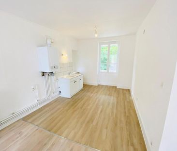 Location Appartement 3 pièces 85m² MACON 71000 - Photo 2