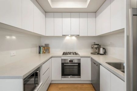 Modern Inner-City Apartment - Photo 5