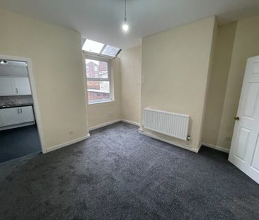 3 Bed Terraced House, Mildred Street, M7 - Photo 5