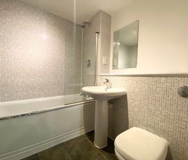 1 Bed Flat, Centenary Plaza, B1 - Photo 6