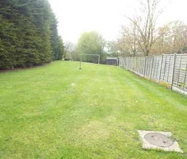 Braintree CM7 9AP - Photo 6