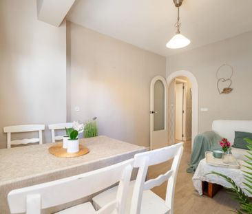 ACOGEDORA VIVIENDA CON TERRAZA EN LA PLAZA SAN SEBASTIAN - ALQUILER... - Foto 3