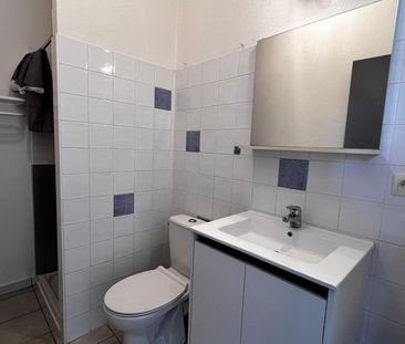 Location Appartement 2 pièces 39m² VILLENEUVE DE BERG 07170 - Photo 3