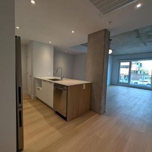 2 CH - 1 SDB - Montreal - $2,095 /mo - Photo 2