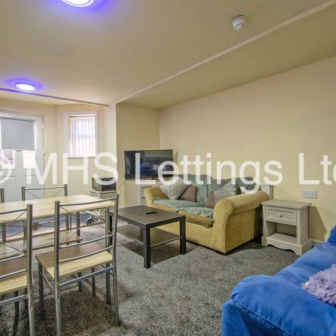 2 Bedroom Flat for rent in Grosvenor Road - Photo 1