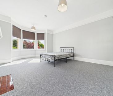 5 bedroom semi-detached house to rent - Photo 6