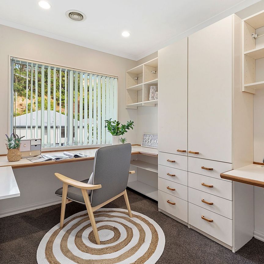 19 Waverton Terrace, Churton Park - Photo 1