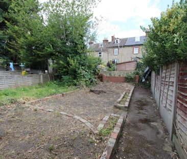 2 bedroom terraced house to rent - Photo 6