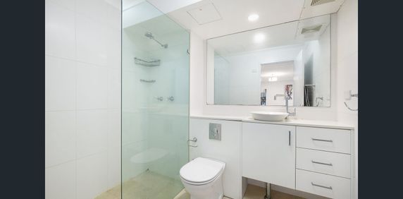 Stylish and contemporary apartment in a great location - Photo 2