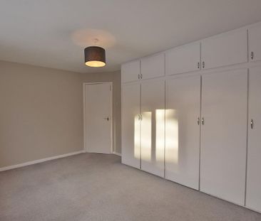 2 bedroom detached bungalow to rent - Photo 3