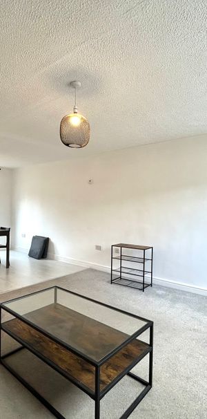 Langdale Gardens, Reading Langdale Gardens, Reading - Photo 1