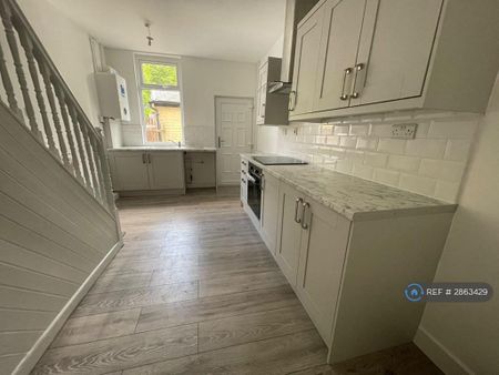 2 bedroom terraced house to rent - Photo 3
