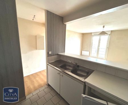 Location Appartement 3 pièces 53m² LILLE 59000 - Photo 4