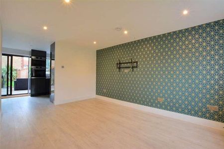 Hither Farm Road, London, SE3 - Photo 2