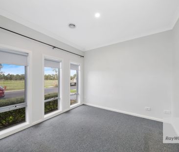 Modern Family Living in a Quiet, Friendly Location - Photo 6