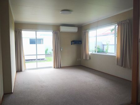 Lanark Crescent, Tamatea - Photo 4