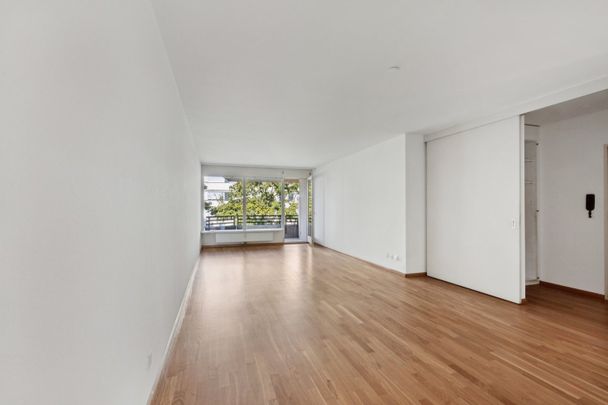 "Your new charming home" - Photo 1