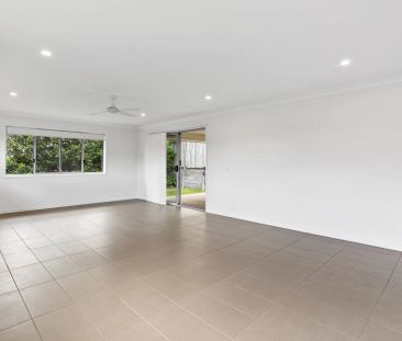 5 Palmerston Close, - Photo 4