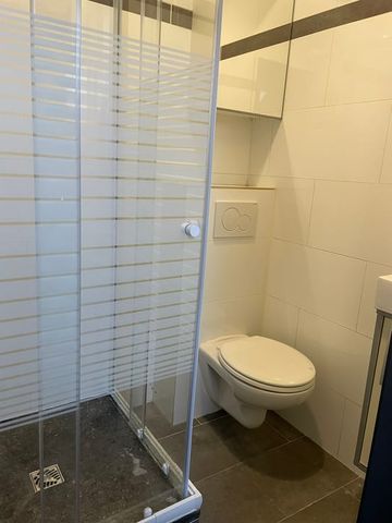 Appartement te huur - Foto 2