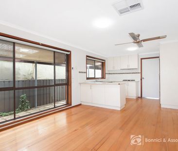 26 Mayfair Drive, Wodonga - Photo 1