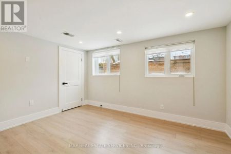 260 HILLSIDE DRIVE - Photo 5