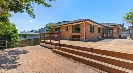 Modern 3-Bedroom Home in the Heart of Glen Eden - Photo 5