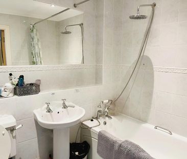 1 bedroom apartment to rent St. Leonards Road, Eastbourne, East Sus... - Photo 6