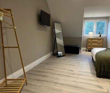 3 bedroom terraced house to rent - Photo 2