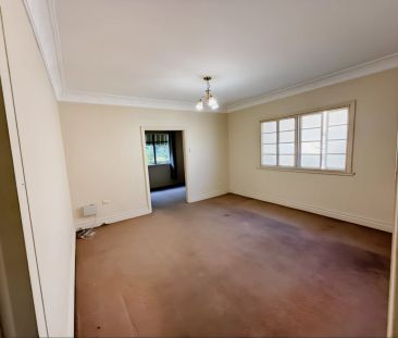 4 bed 1 bath - Photo 1