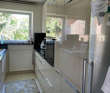 Große Helle 5 Zimmer Wohnung auf 120qm - Photo 2