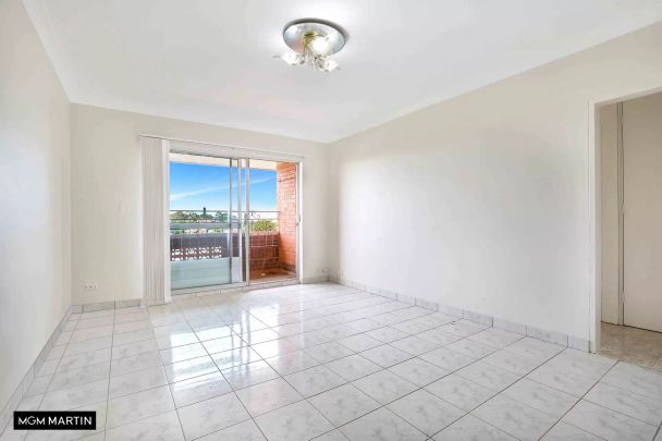 MGM MARTIN – TWO BEDROOM APARTMENT - Photo 1