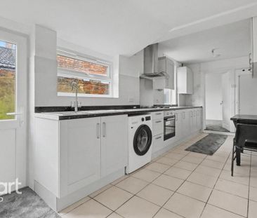 3 bedroom terraced house to rent - Photo 4