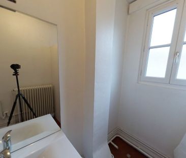 APPARTEMENT T2 A LOUER - LYON 1ER ARRONDISSEMENT - 76.19 m2 - 1 177... - Photo 3