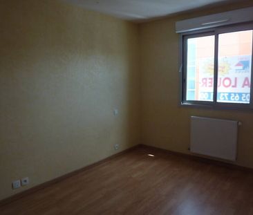 Location appartement t1 bis 2 pièces 32 m² à Rodez (12000) - Photo 2
