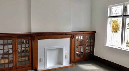 Renovated - Charming character Mt Eden - Photo 4