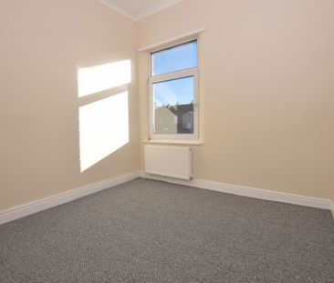 2 Bedroom Terraced House - Photo 6