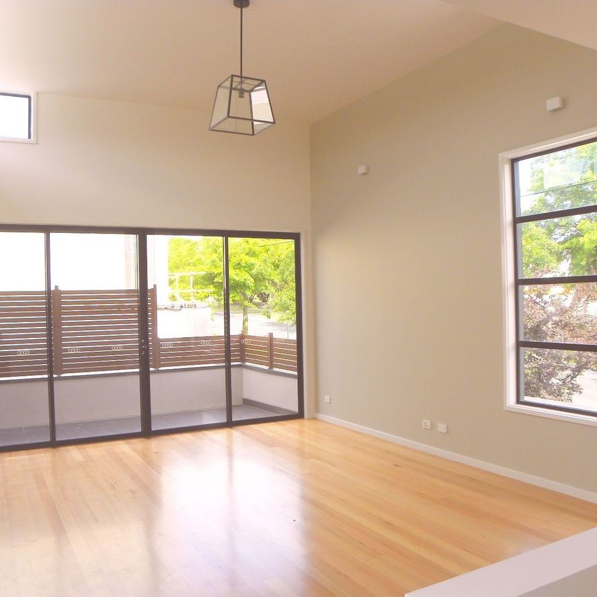 Effortless Living at Convenient Location - Photo 1