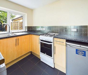 4 bedroom House To Let Total Size: 1238 SQ FT - Photo 5