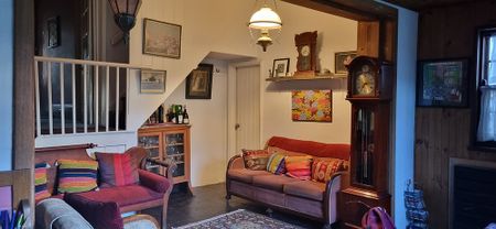 2-bedroom shared house / townhouse, Mackinnon pde - Photo 4